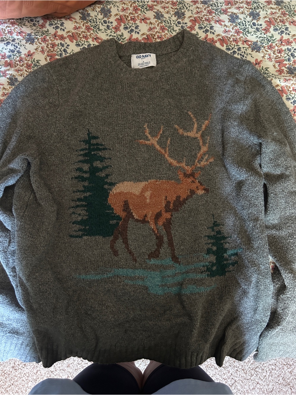 Old Navy Men's Gray Elk Crewneck Sweater